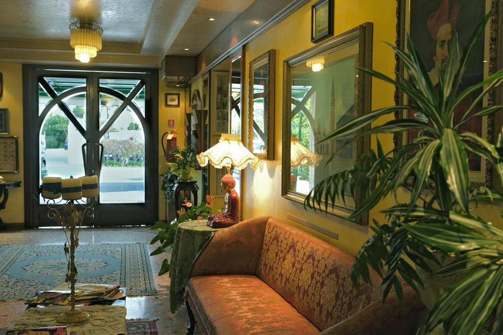 Pigalle 4*