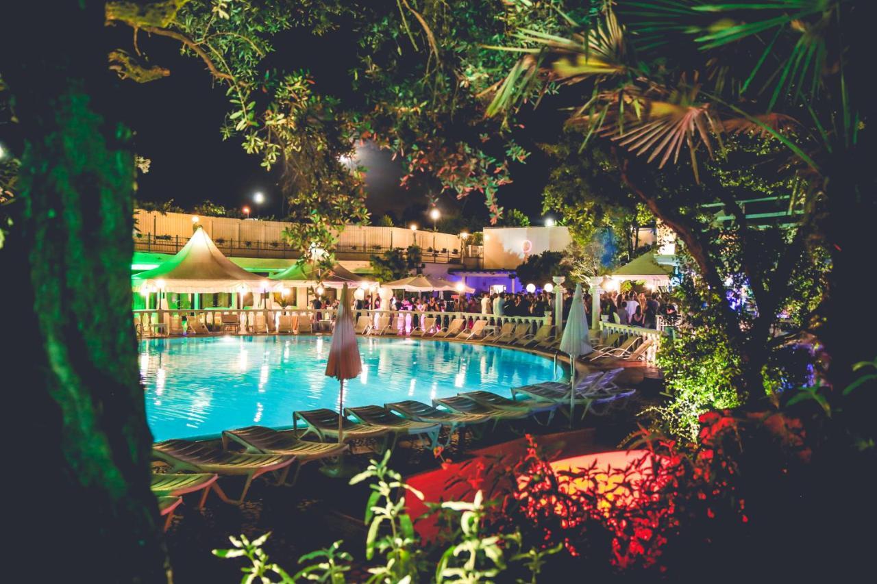 Pigalle Hotel
