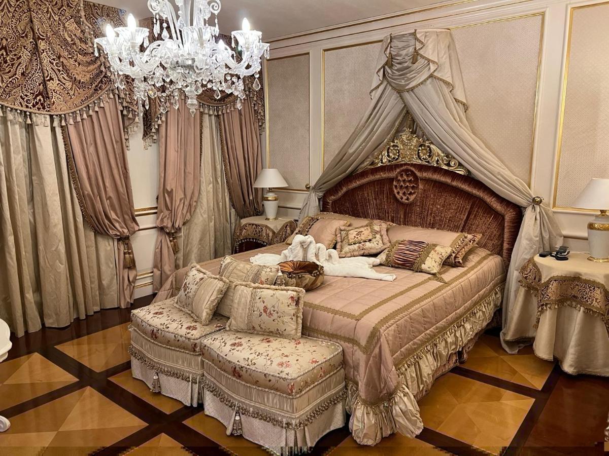 Pigalle Hotel 4*