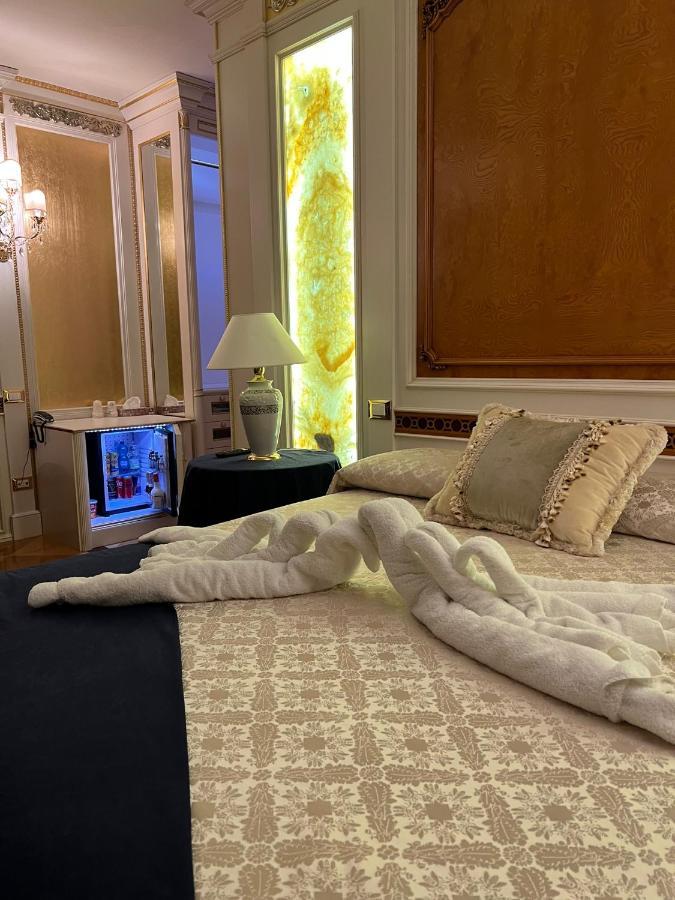 Pigalle Hotel 4*