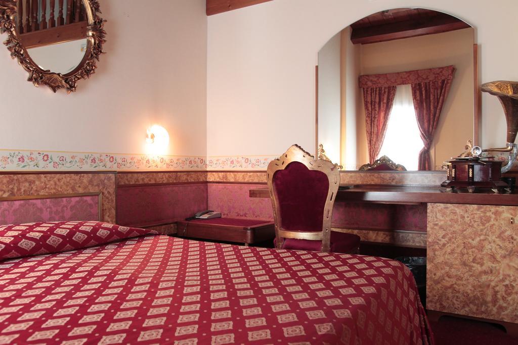 Pigalle 4* Tezze sul Brenta