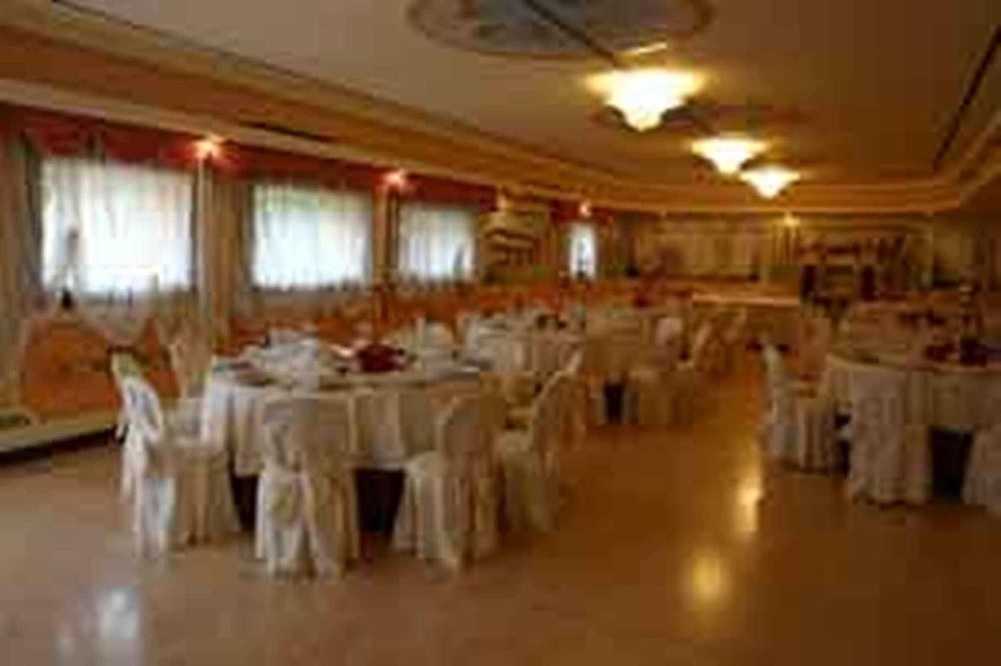 Pigalle Hotel