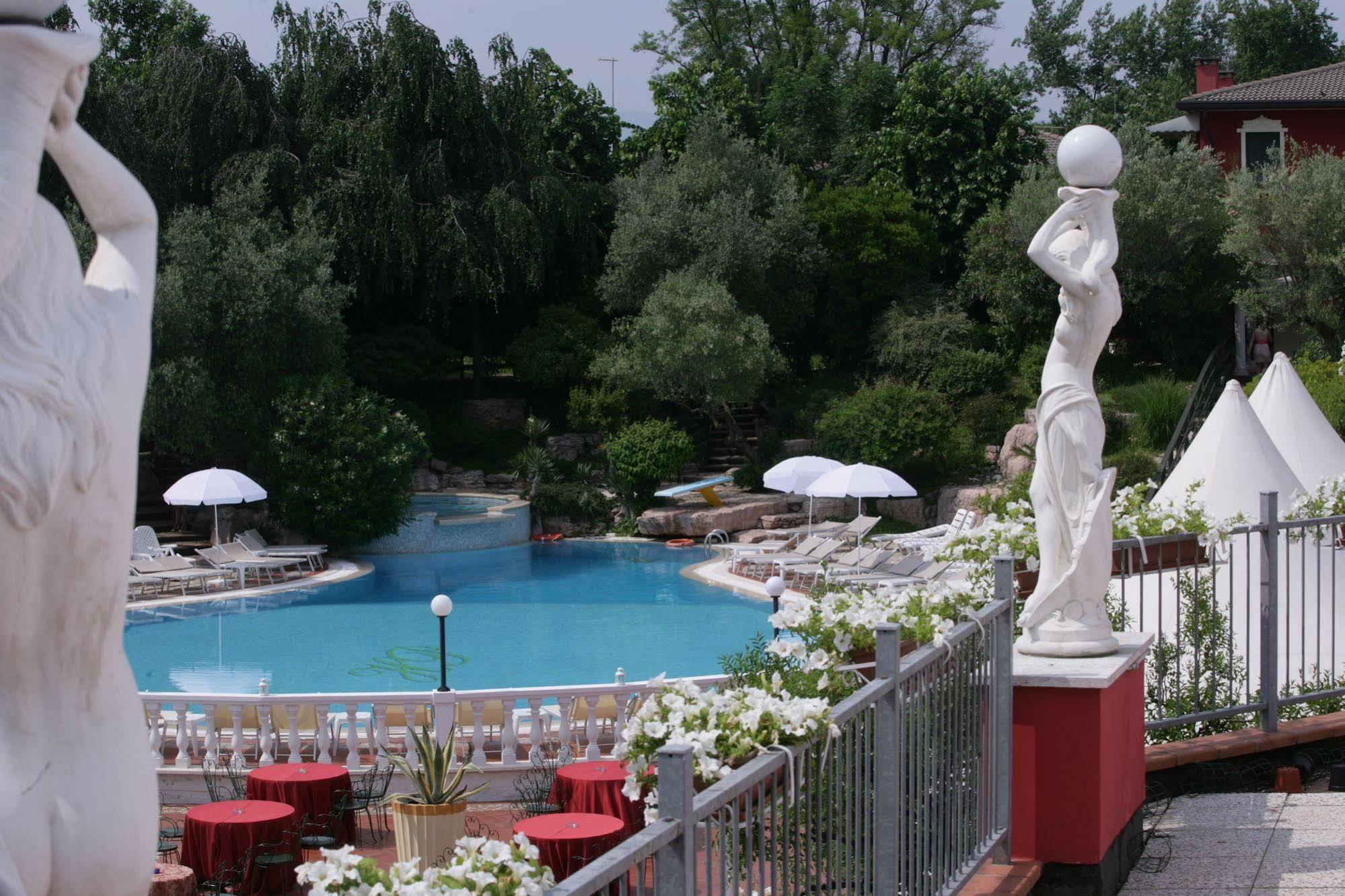 Pigalle Hotel Tezze sul Brenta