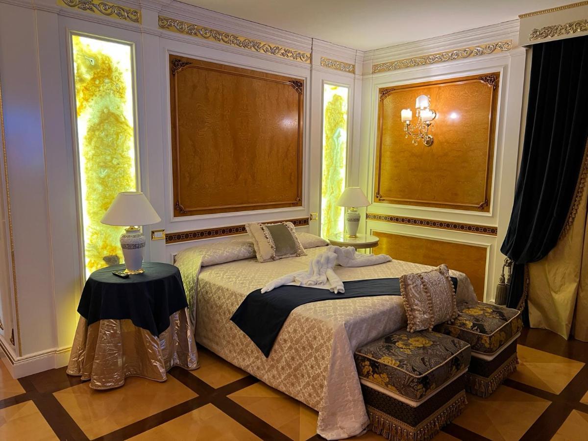 Hotel Pigalle 4*